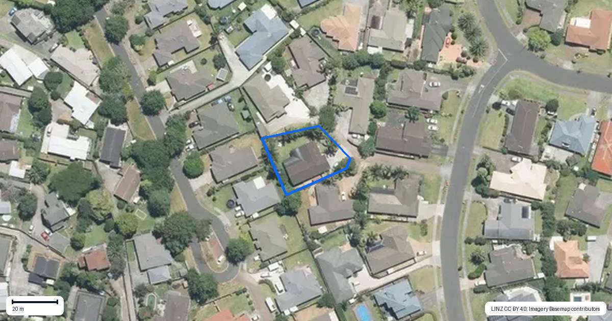 Property context map for 76 Lothian Brae, Wattle Downs, Auckland