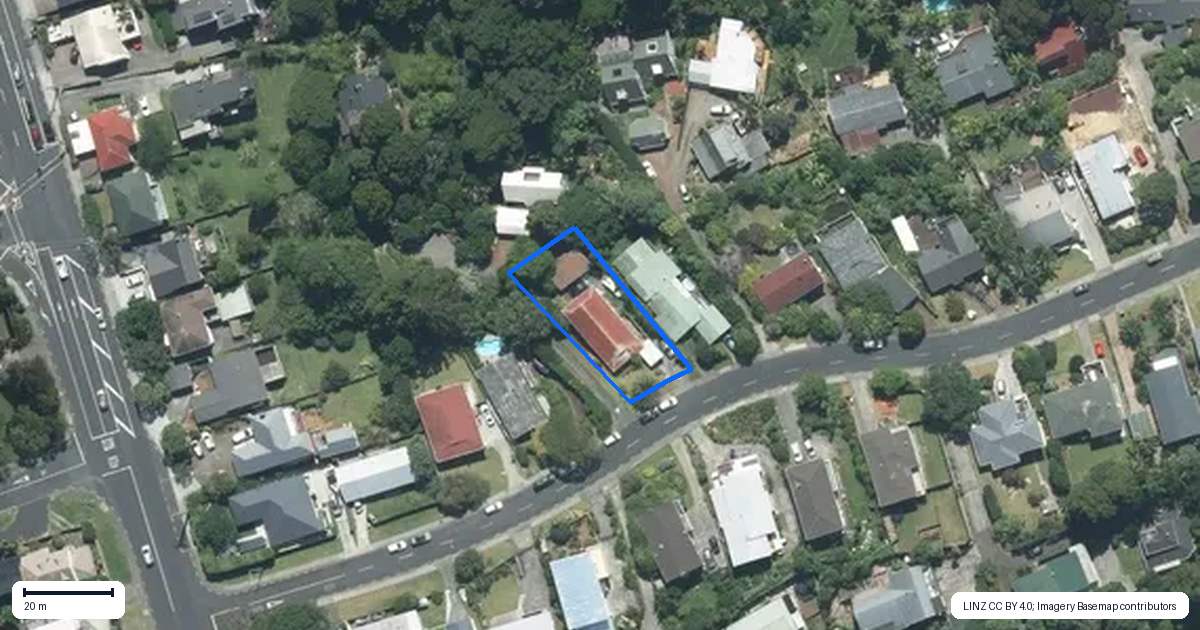 Property context map for 8 McDowell Crescent, Hillcrest, Auckland