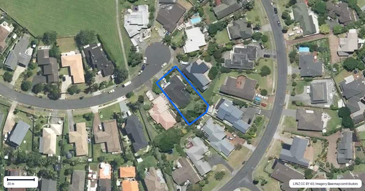 Property context map for 33 Peretao Rise, The Gardens, Auckland
