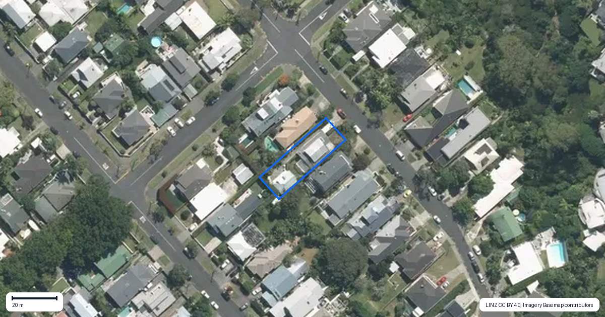 Property context map for 33 Fife Street, Westmere, Auckland