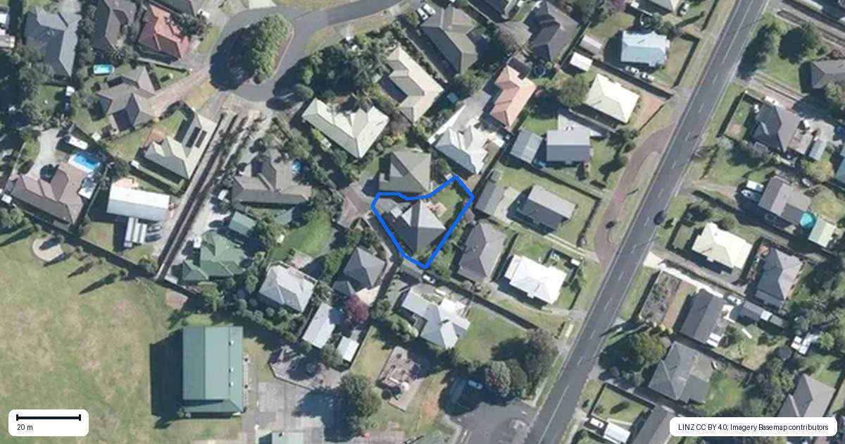 Property context map for 14B Pono Place, Waiuku