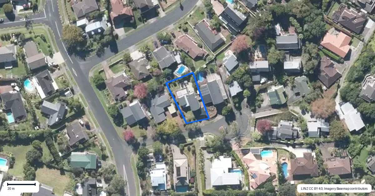 Property context map for 6 Trident Place, Shelly Park, Auckland