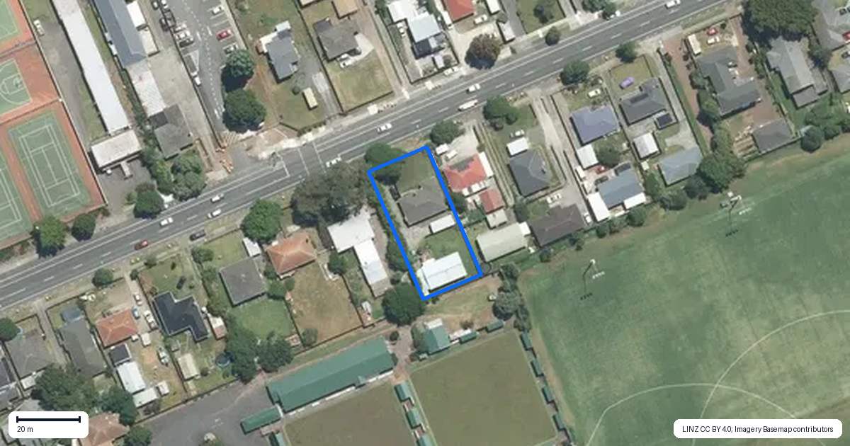 Property context map for 84 Browns Road, Manurewa, Auckland
