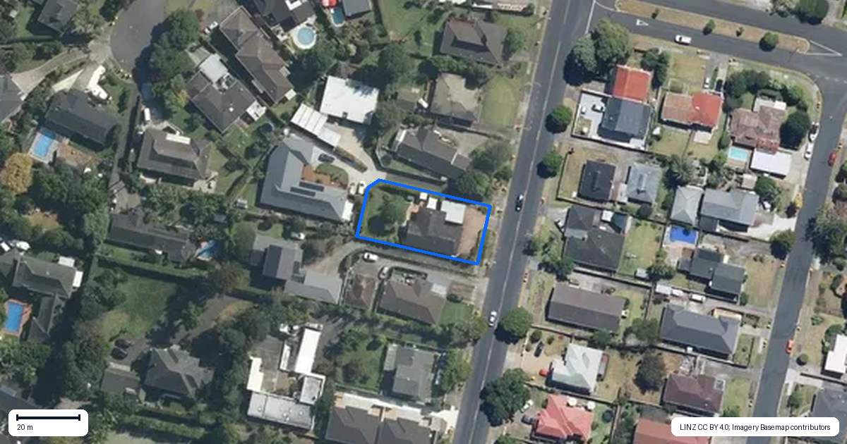 Property context map for 90 Glenmore Road, Sunnyhills, Auckland
