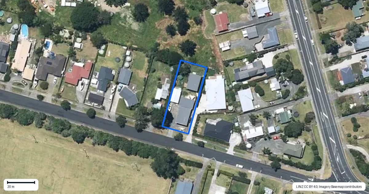 Property context map for 48 Beachlands Road, Beachlands, Auckland