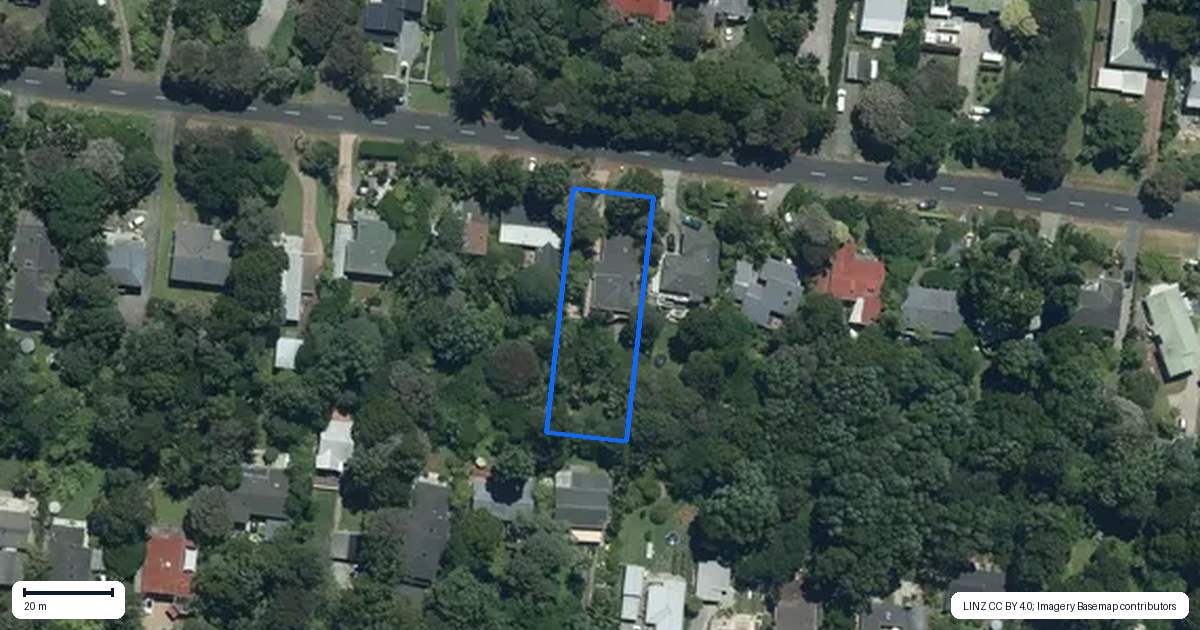Property context map for 22 Waima Crescent, Titirangi, Auckland