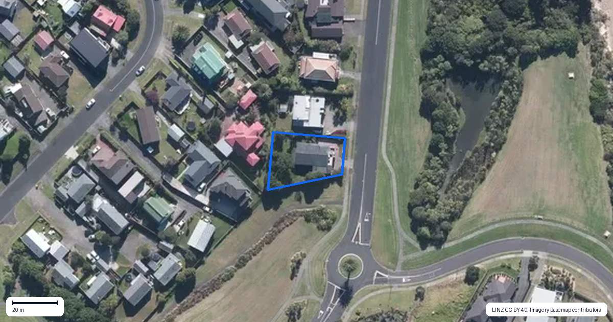 Property context map for 49 Spinnaker Drive, Te Atatu Peninsula, Auckland
