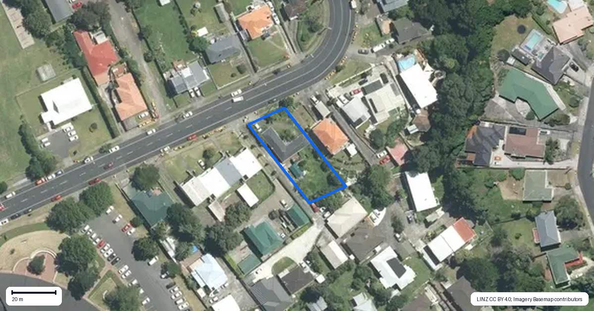 Property context map for 19 Hill Road, Hillpark, Auckland