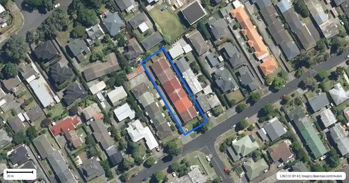Property context map for 1/30 Turama Road, Royal Oak, Auckland