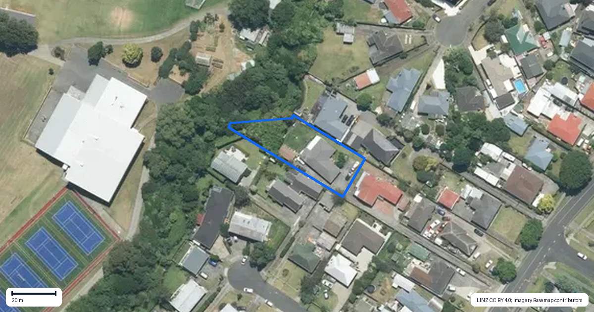 Property context map for 32A Pembroke Street, Papatoetoe, Auckland