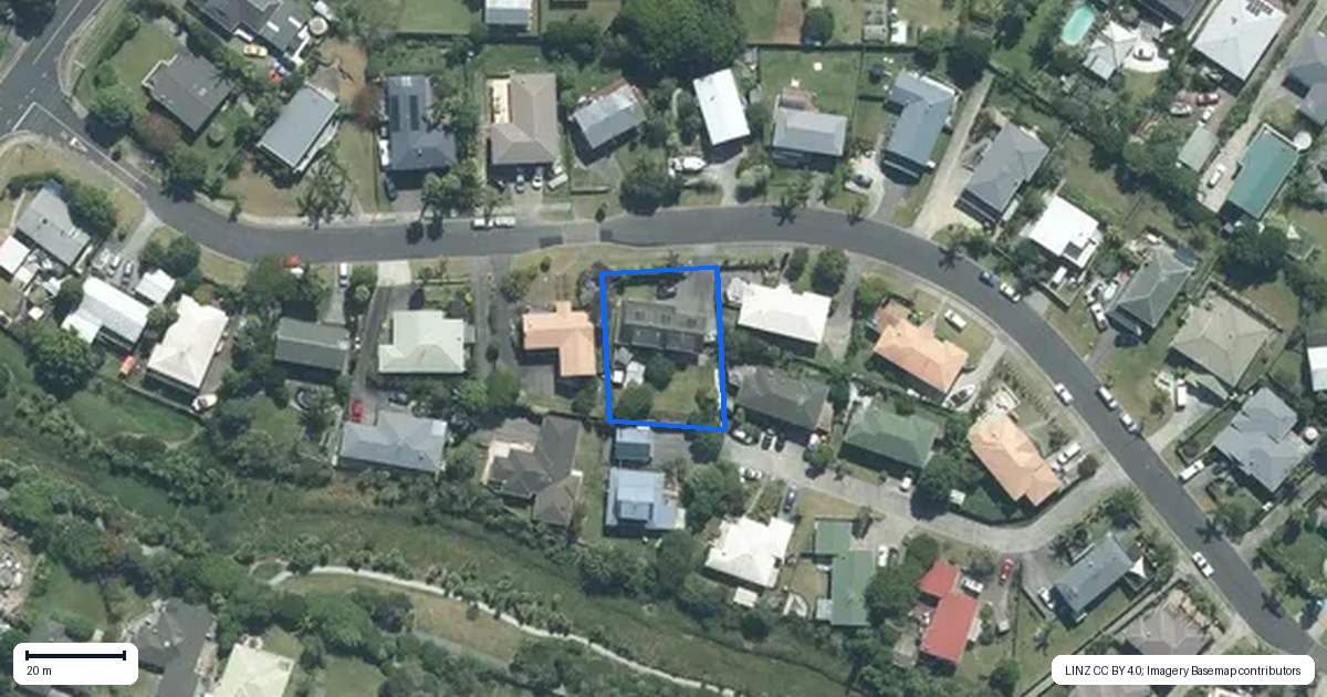 Property context map for 16 Donald Street, Stanmore Bay, Whangaparaoa