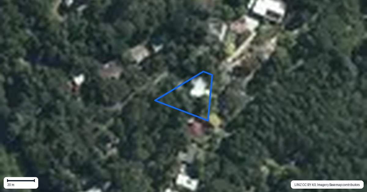Property context map for 21 Kopiko Road, Titirangi, Auckland