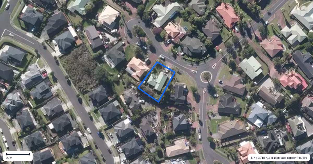 Property context map for 4 San Ambrosio Rise, Henderson, Auckland