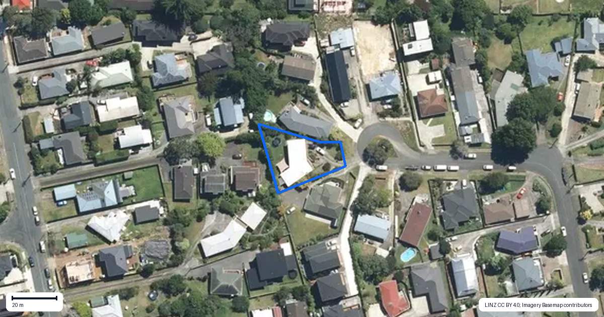 Property context map for 32 Mason Street, New Lynn, Auckland