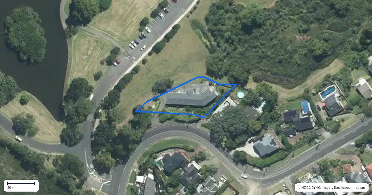 Property context map for 2B Sylvan Avenue, Northcote, Auckland