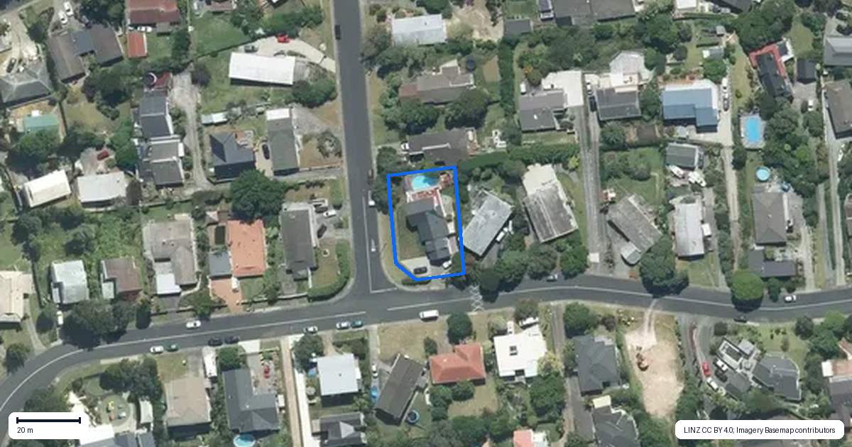 Property context map for 32 Danbury Drive, Torbay, Auckland