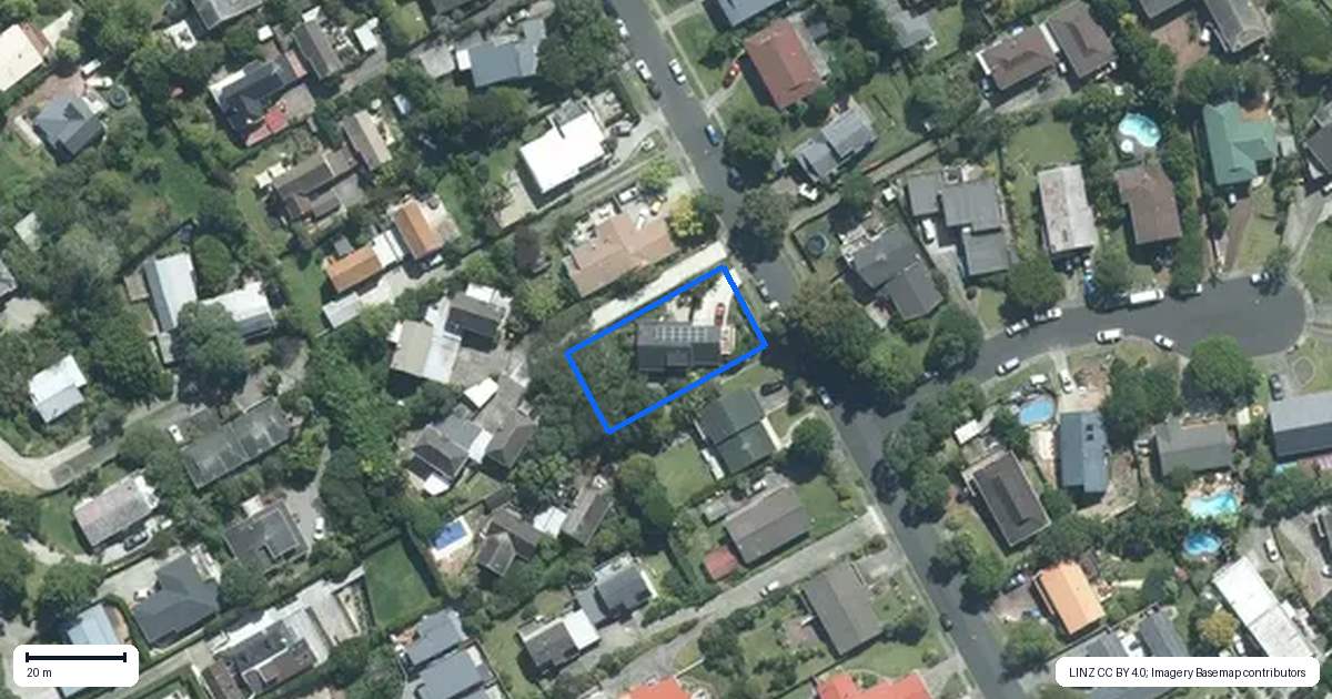 Property context map for 36 Waiau Street, Torbay, Auckland