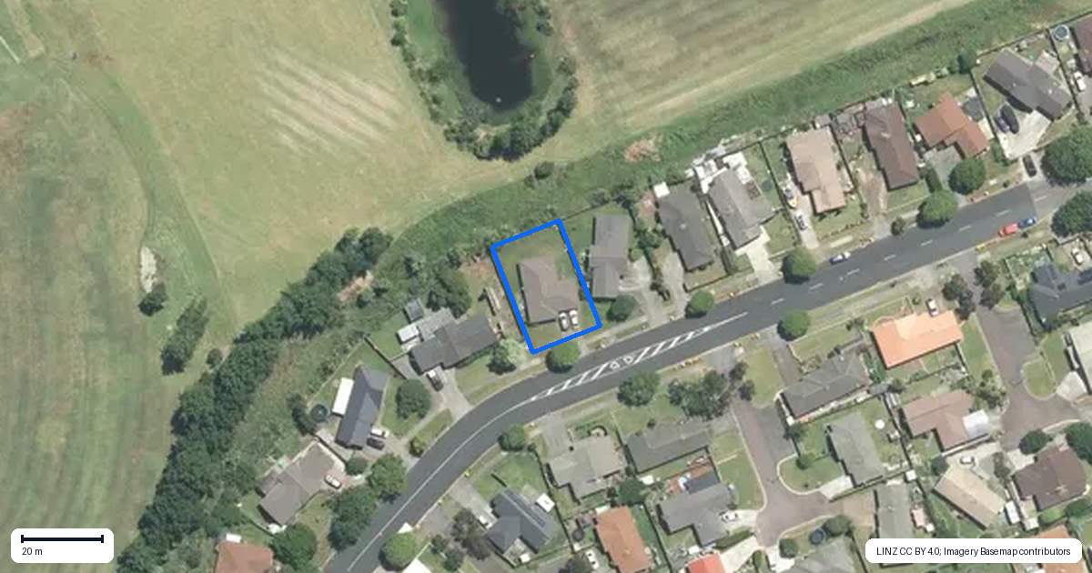 Property context map for 98 Riverton Drive, Randwick Park, Auckland