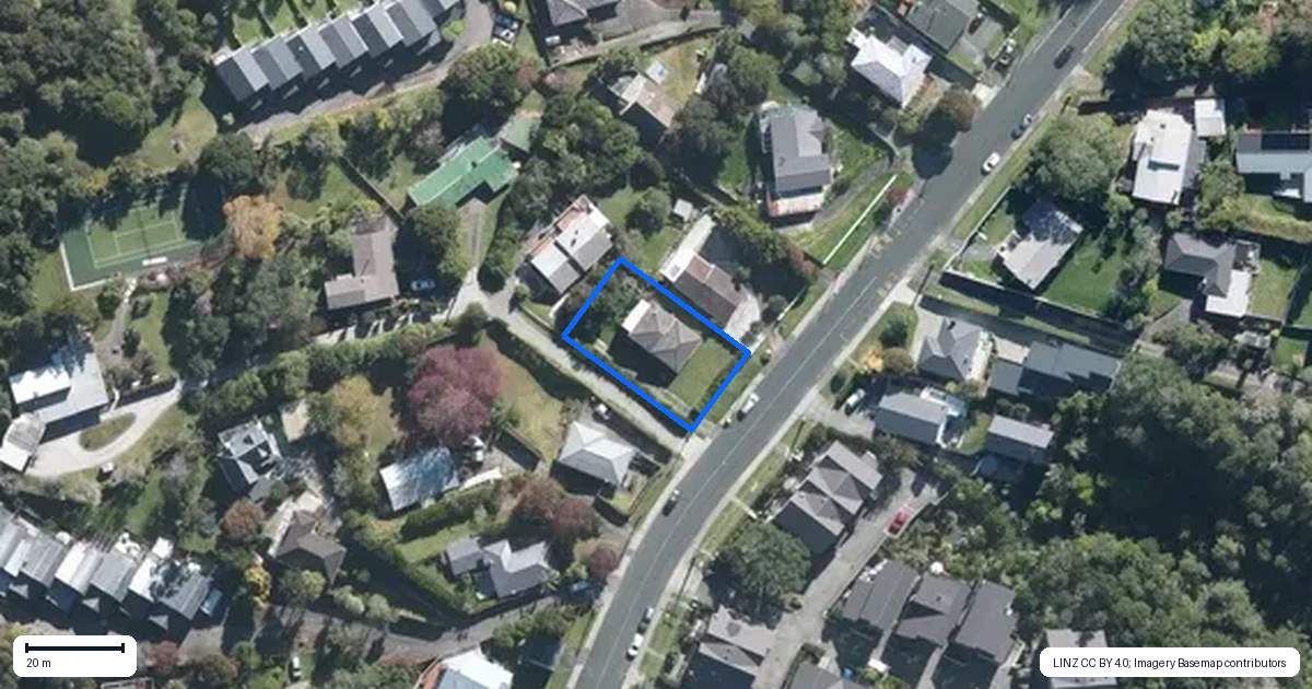 Property context map for 36 Verbena Road, Birkdale, Auckland