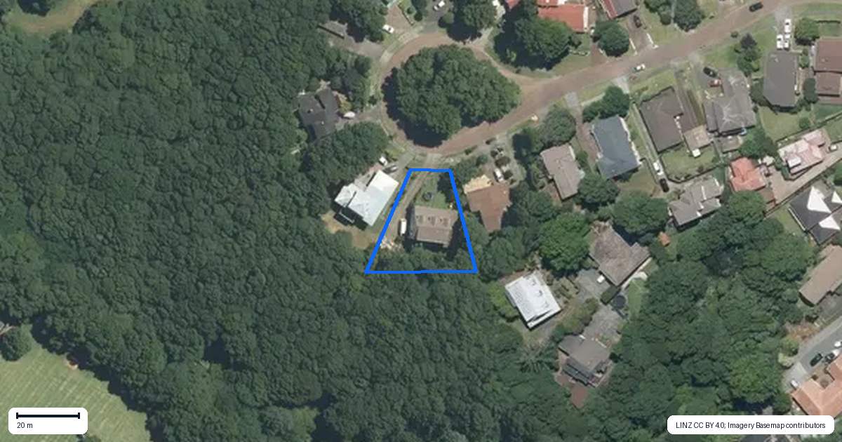 Property context map for 30 Paulownia Place, Totara Heights, Auckland