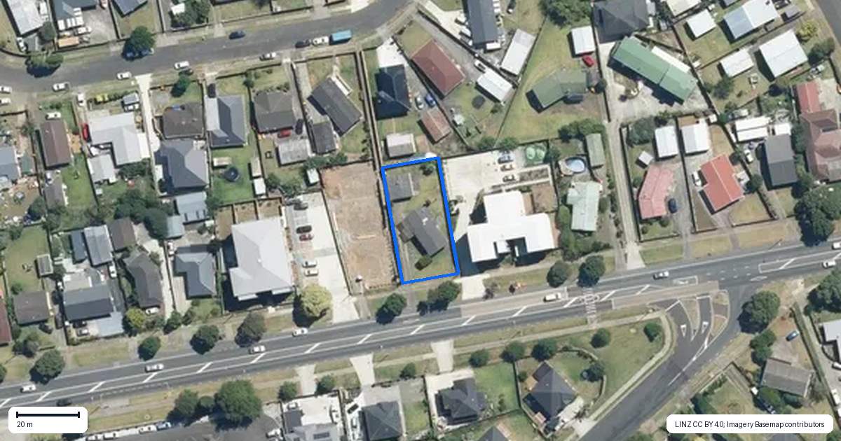 Property context map for 591 Massey Road, Mangere, Auckland