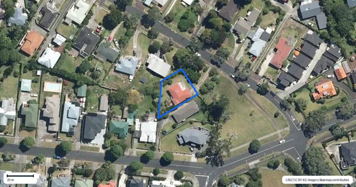 Property context map for 17 Endeavour Street, Blockhouse Bay, Auckland