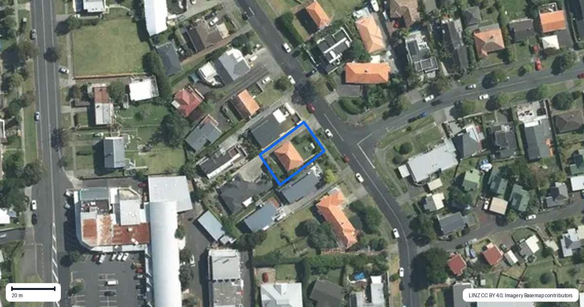 Property context map for 14 Kurahaupo Street, Orakei, Auckland