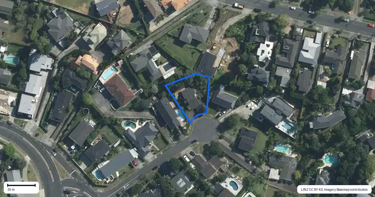 Property context map for 8A Athol Place, Saint Heliers, Auckland