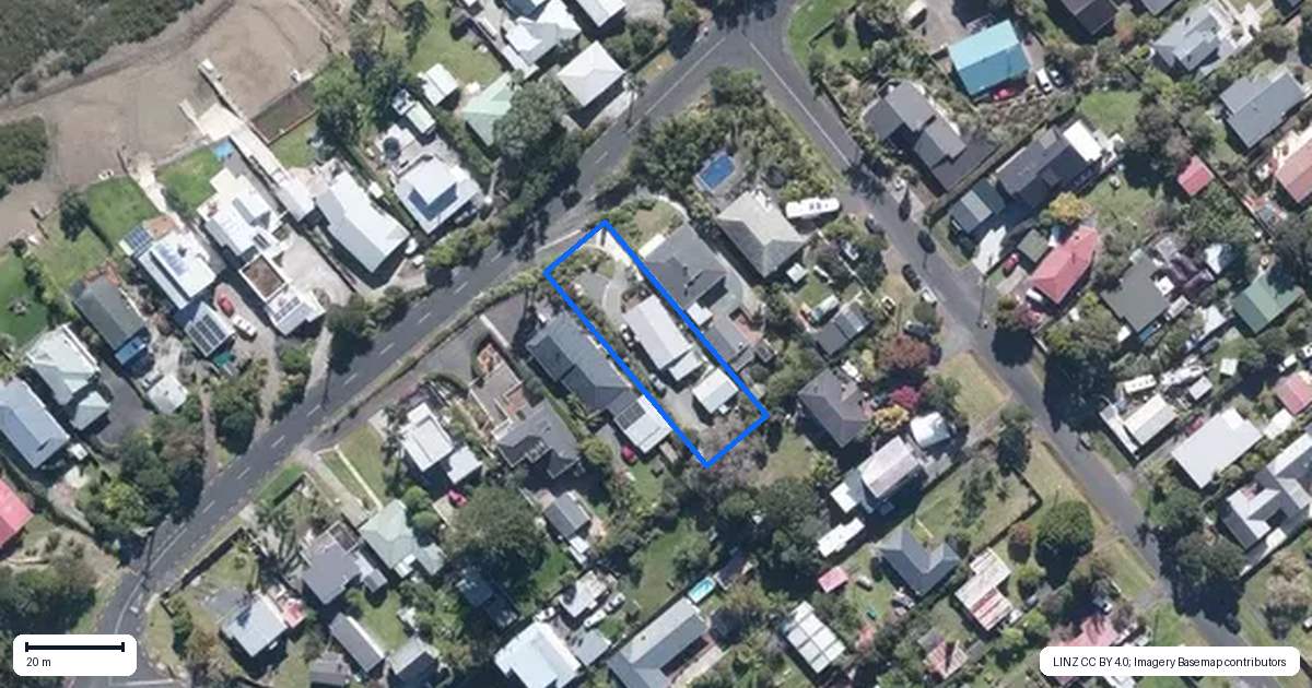Property context map for 13 The Terrace, Herald Island, Auckland