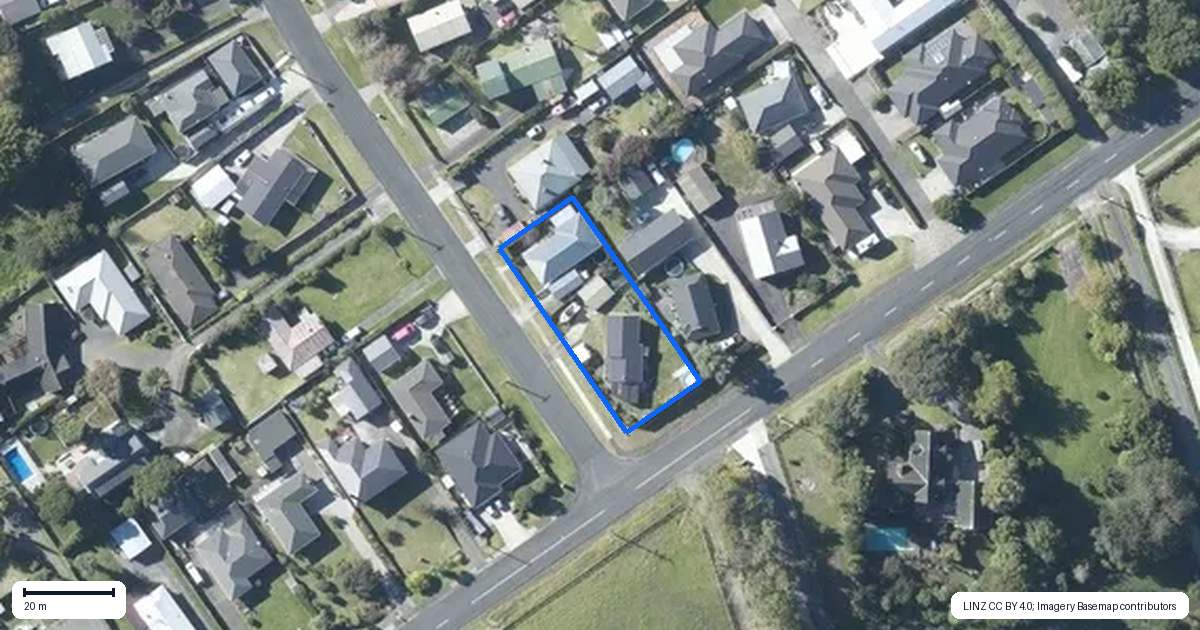 Property context map for 16 Campbell Street, Waiuku