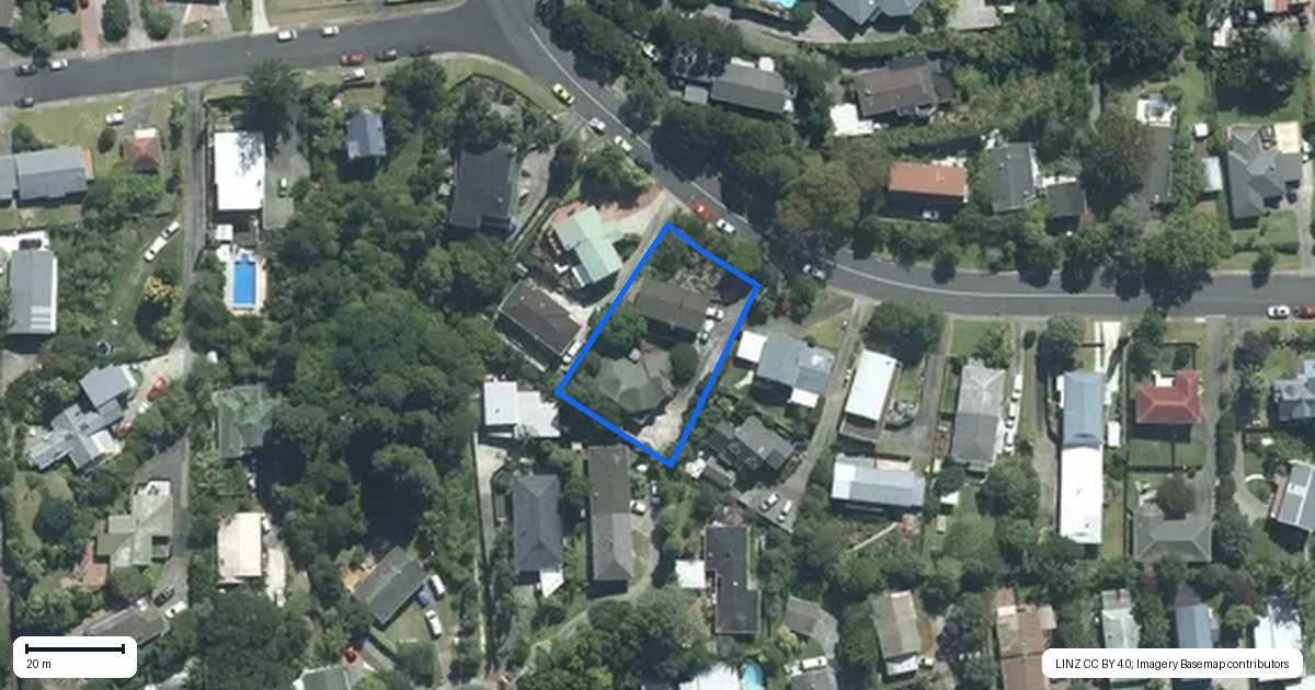 Property context map for 2/18 Stredwick Drive, Torbay, Auckland