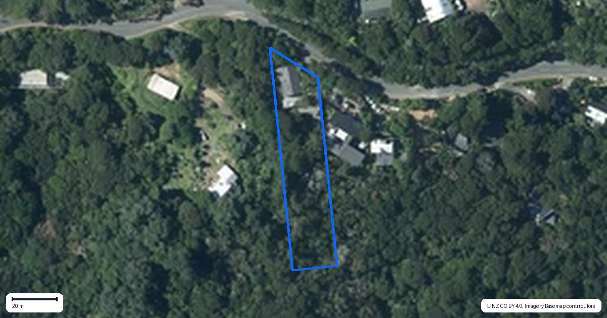 Property context map for 96 Waiheke Road, Waiheke Island