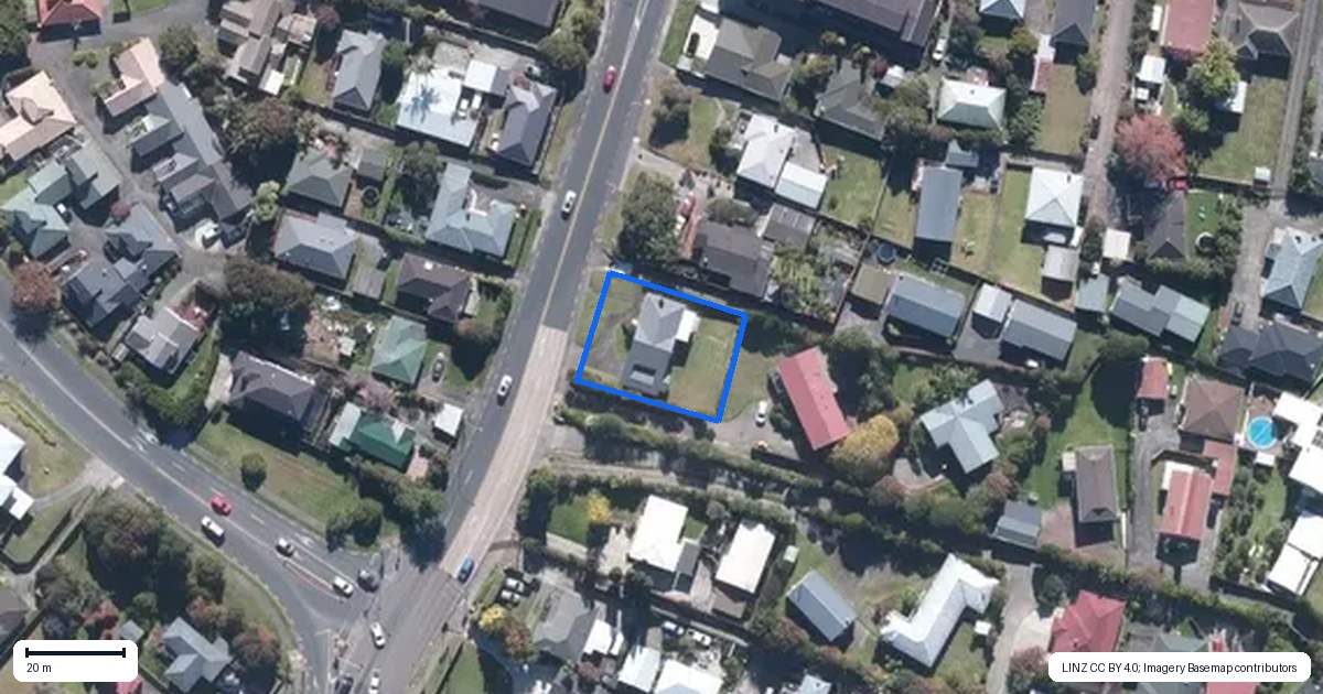 Property context map for 153 Edmonton Road, Te Atatu South, Auckland