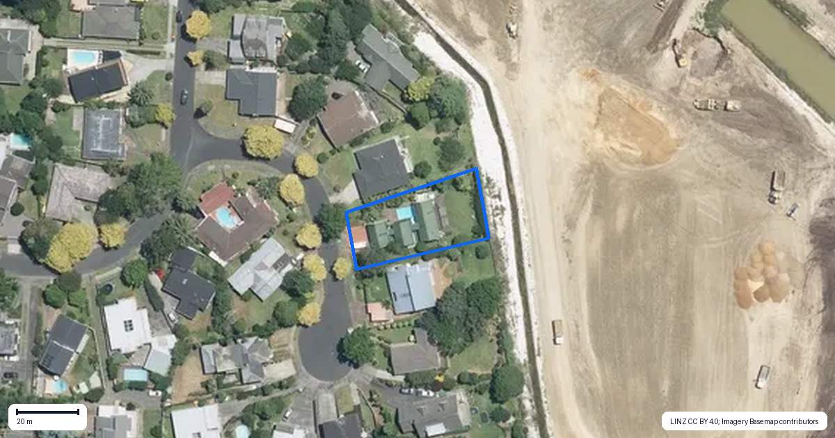 Property context map for 8 Alderton Place, Opaheke, Papakura