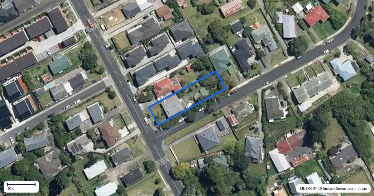 Property context map for 28 Parker Avenue, New Lynn, Auckland