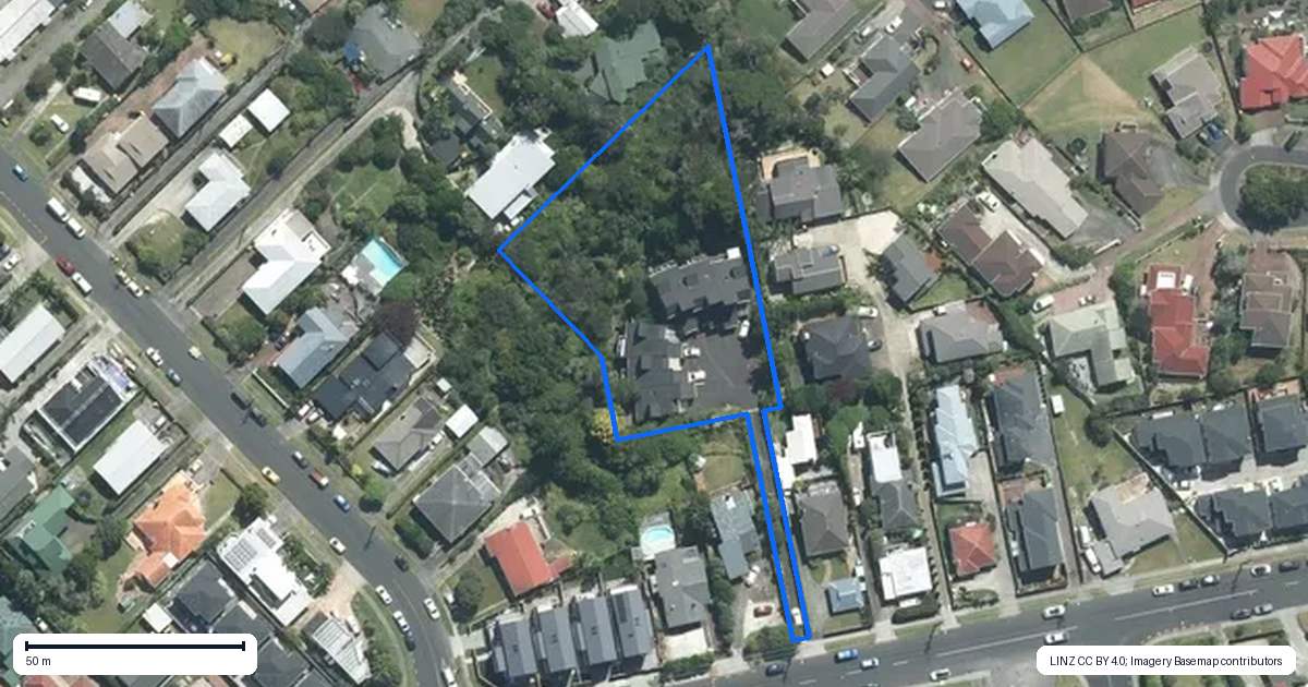 Property context map for 6/112 Coronation Road, Hillcrest, Auckland