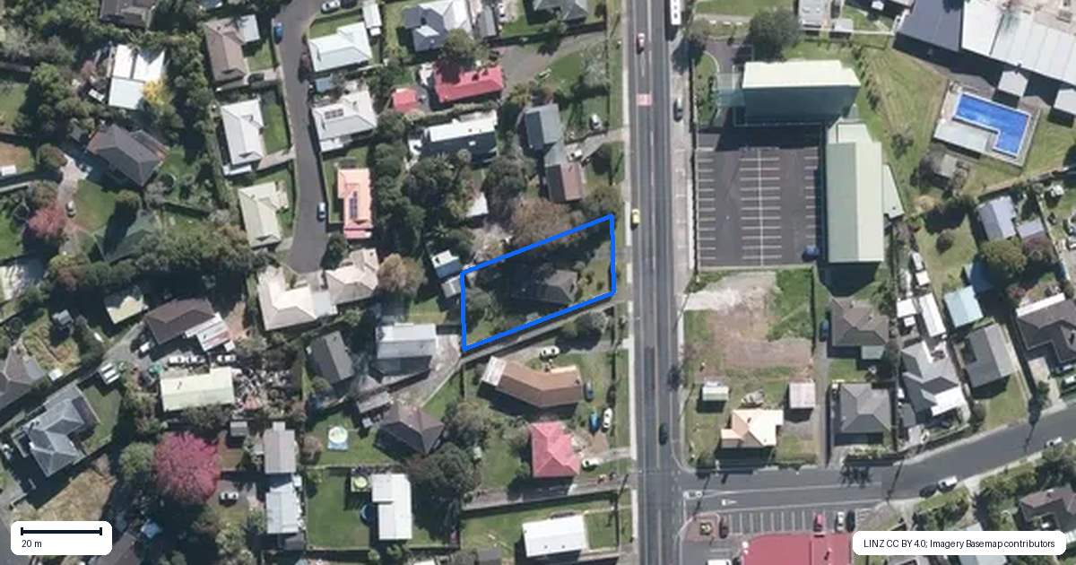 Property context map for 250 Birkdale Road, Birkdale, Auckland