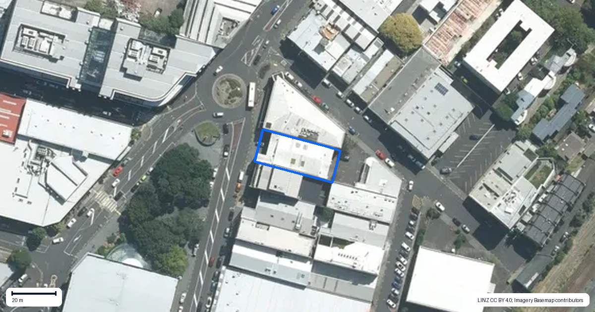 Property context map for 44 Broadway, Newmarket, Auckland