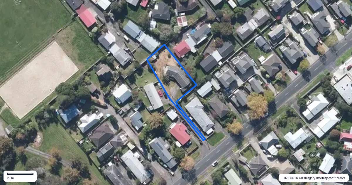 Property context map for 187 Henderson Valley Road, Henderson, Auckland