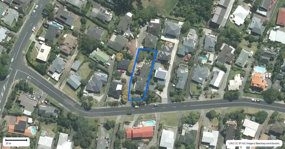 Property context map for 17A Mizpah Road, Waiake, Auckland