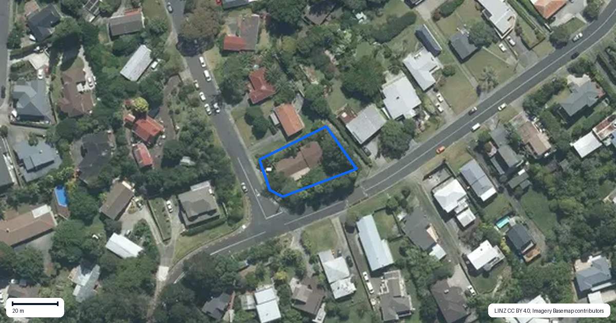 Property context map for 1 Capricorn Place, Browns Bay, Auckland