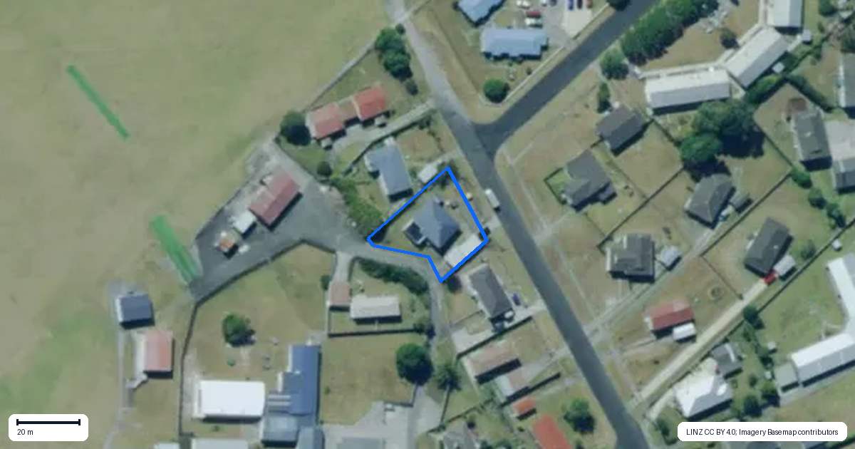 Property context map for 38 Kauri Street, Dargaville