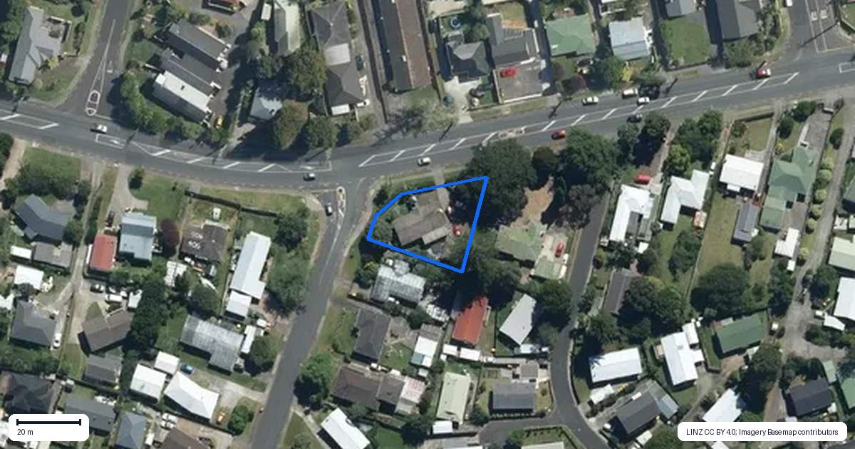 Property context map for 402 West Coast Road, Glen Eden, Auckland