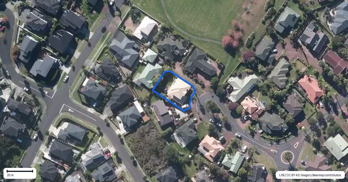 Property context map for 12 San Ambrosio Rise, Henderson, Auckland