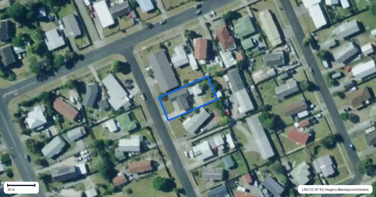 Property context map for 8 McKay Crescent, Dargaville
