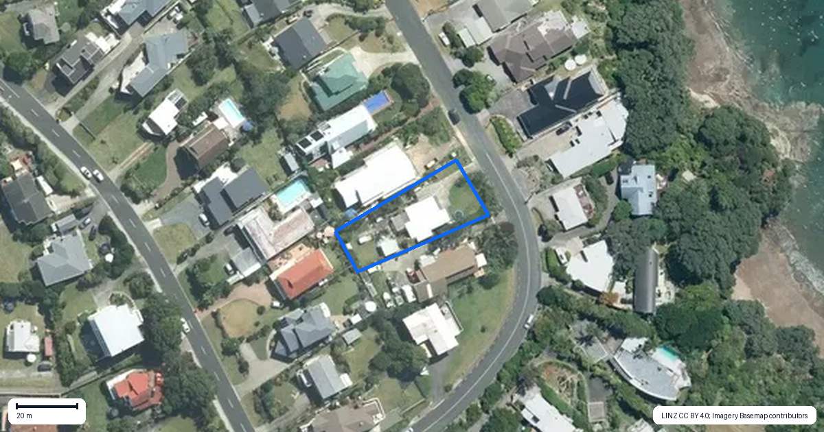 Property context map for 8 Swann Beach Road, Stanmore Bay, Whangaparaoa