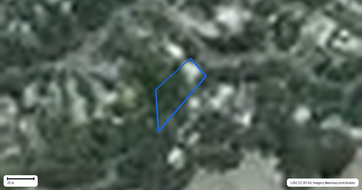 Property context map for 89 Wood Bay Road, Titirangi, Auckland