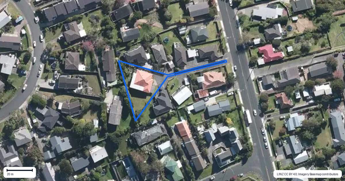 Property context map for 88 Birkdale Road, Birkdale, Auckland