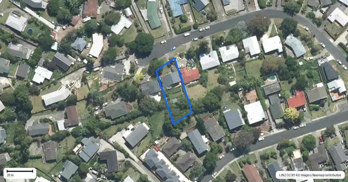 Property context map for 16 Orion Place, Hillcrest, Auckland