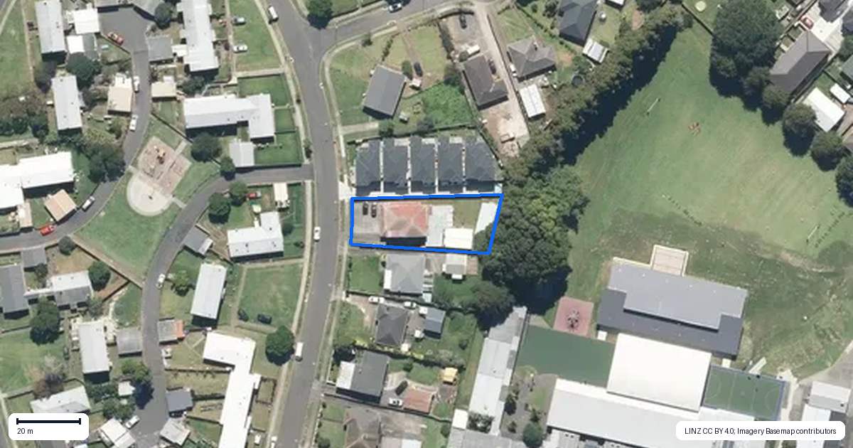 Property context map for 12 Vickerman Street, Otara, Auckland